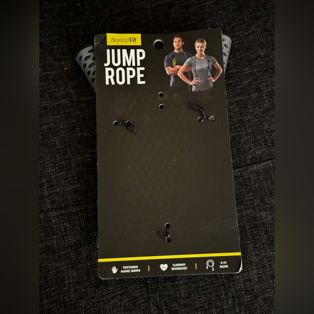 Brand new Jumping rope 9 ft